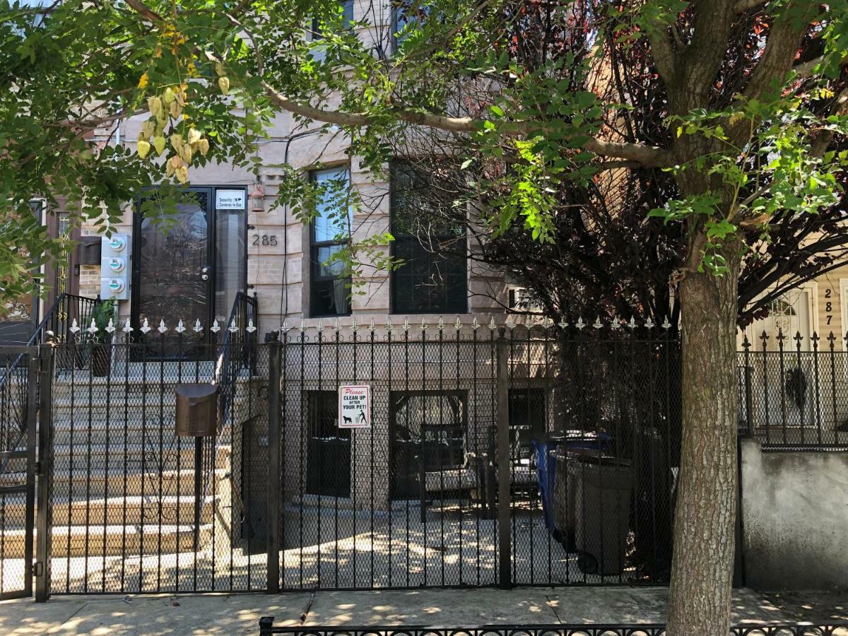 Brooklyn'S Finest - Cozy 2 Bedroom نيو يورك المظهر الخارجي الصورة